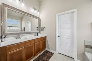 8004 Larch Ln, Fort Worth, TX 76131 - Photo 13