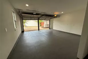 2010 Durham St, Irving, TX 75062 - Photo 21