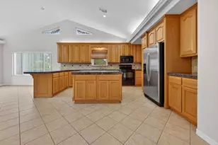 2436 Lakefront Shores Rd, Athens, TX 75752 - Photo 11