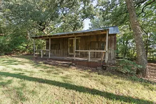 1944 County Rd 401, Alvarado, TX 76009 - Photo 35