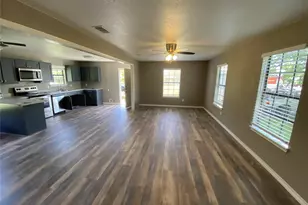 1502 Daffan Ave, Ennis, TX 75119 - Photo 7