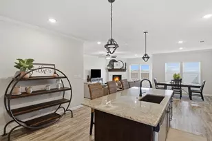 1100 Noble Flair Pl, Granbury, TX 76049 - Photo 9