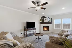 1100 Noble Flair Pl, Granbury, TX 76049 - Photo 3