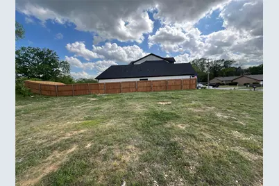 3248 Crites Street, Richland Hills, TX 76118 - Photo 5