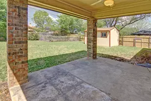 716 Nicole Dr, Burleson, TX 76028 - Photo 25