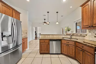 8506 Linda Vista Drive, Rowlett, TX 75088 - Photo 9