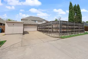 8506 Linda Vista Dr, Rowlett, TX 75088 - Photo 37