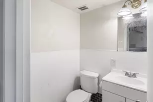 427 Arborview Dr, Garland, TX 75043 - Photo 11