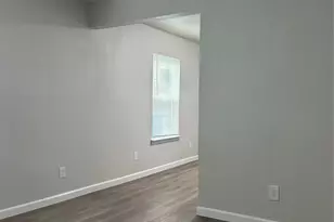 407 N Justin Ave, Dallas, TX 75211 - Photo 5