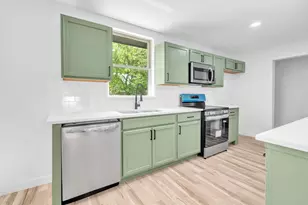 5620 Hiett Ct, Fort Worth, TX 76112 - Photo 7