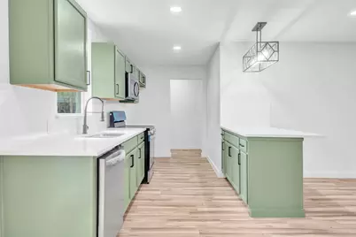 5620 Hiett Court, Fort Worth, TX 76112 - Photo 9