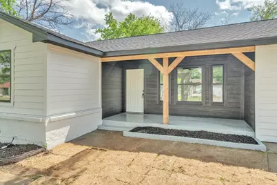 5620 Hiett Court, Fort Worth, TX 76112 - Photo 3