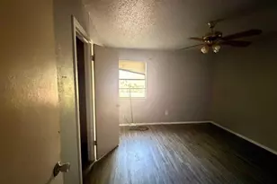 1814 SE 14th St, Grand Prairie, TX 75051 - Photo 1