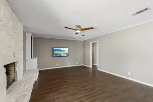 3920 Georgian Dr, Haltom City, TX 76117 - Photo 5