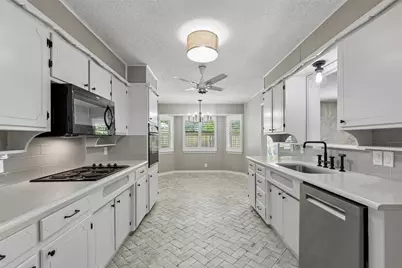 3920 Georgian Drive, Haltom City, TX 76117 - Photo 11