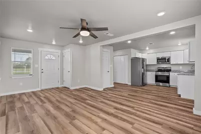 1058 E Reno Road, Reno, TX 76020 - Photo 9