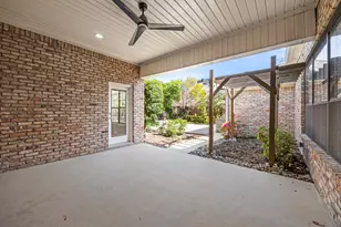 11104 Manorview Cir, Dallas, TX 75228 - Photo 37