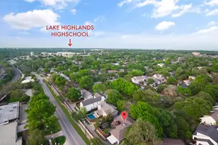 9709 Elmcrest Dr, Dallas, TX 75238 - Photo 23