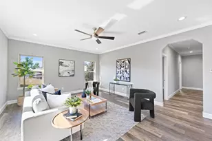 639 Legendary Ln, Gun Barrel City, TX 75156 - Photo 5