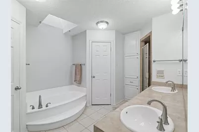 6065 Autumn Hills Drive, Fort Worth, TX 76140 - Photo 17