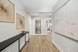 104 W 2nd St, Waxahachie, TX 75165 - Photo 3