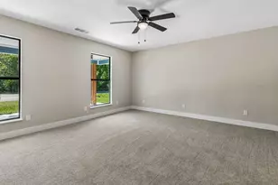 104 W 2nd St, Waxahachie, TX 75165 - Photo 9