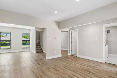 104 W 2nd Street, Waxahachie, TX 75165 - Photo 7