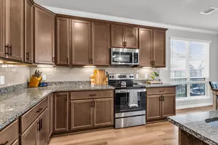 7008 Llano Dr, China Spring, TX 76633 - Photo 9