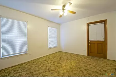 211 W Long Street, Elm Mott, TX 76640 - Photo 13