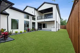 3815 Hawick Ln, Dallas, TX 75220 - Photo 39