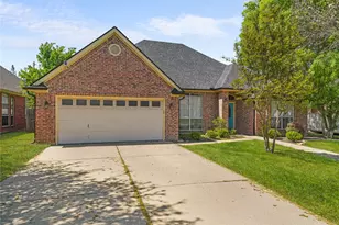 1115 Brook Arbor Dr, Mansfield, TX 76063 - Photo 3