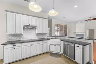 1115 Brook Arbor Dr, Mansfield, TX 76063 - Photo 13