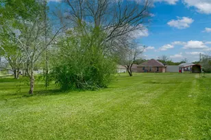 59 County Rd 33915, Powderly, TX 75473 - Photo 29