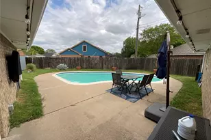 304 Johnston Blvd, Waxahachie, TX 75165 - Photo 7