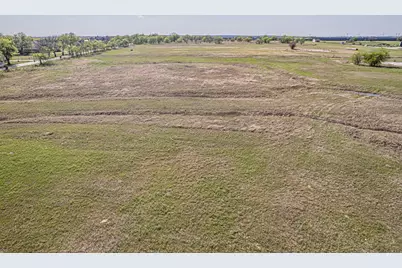 12588 Flow, Krum, TX 76249 - Photo 7