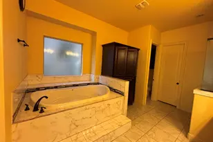 2807 Borama Dr, Irving, TX 75062 - Photo 17