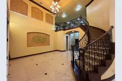 2807 Borama Drive, Irving, TX 75062 - Photo 3