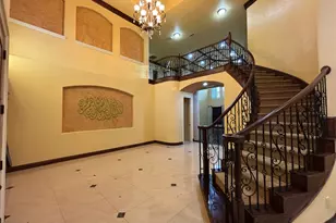 2807 Borama Dr, Irving, TX 75062 - Photo 3