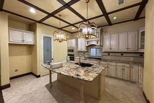 2807 Borama Dr, Irving, TX 75062 - Photo 9