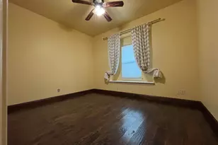 2807 Borama Dr, Irving, TX 75062 - Photo 11