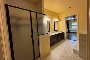 2807 Borama Dr, Irving, TX 75062 - Photo 19