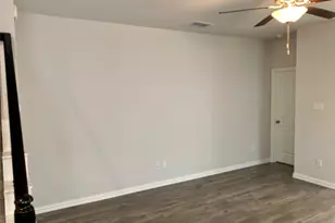 1135 Rusk Wy, Lewisville, TX 75077 - Photo 3