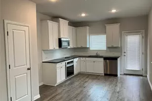 1135 Rusk Wy, Lewisville, TX 75077 - Photo 5