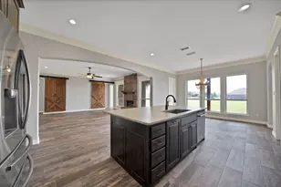 404 Spring Valley Rd, Weatherford, TX 76087 - Photo 15