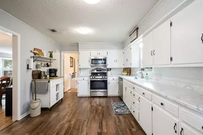 621 W Brock Street, Denison, TX 75020 - Photo 13