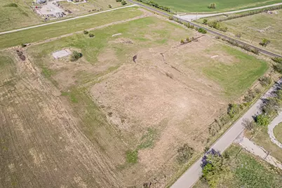 12588 Flow Rd, Krum, TX 76249 - Photo 5