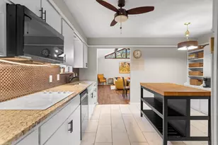 632 Caduceus Ct, Hurst, TX 76053 - Photo 11