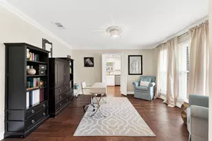 2804 Meadowbrook Dr, Plano, TX 75075 - Photo 5