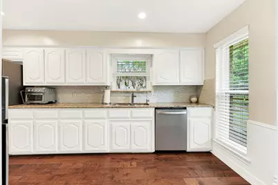 2804 Meadowbrook Drive, Plano, TX 75075 - Photo 9