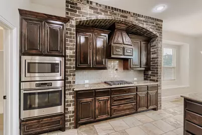 138 Fairweather Drive, Burleson, TX 76028 - Photo 7